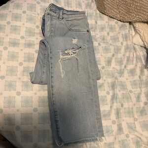 Distressed Light Blue Jeans mom jeans
